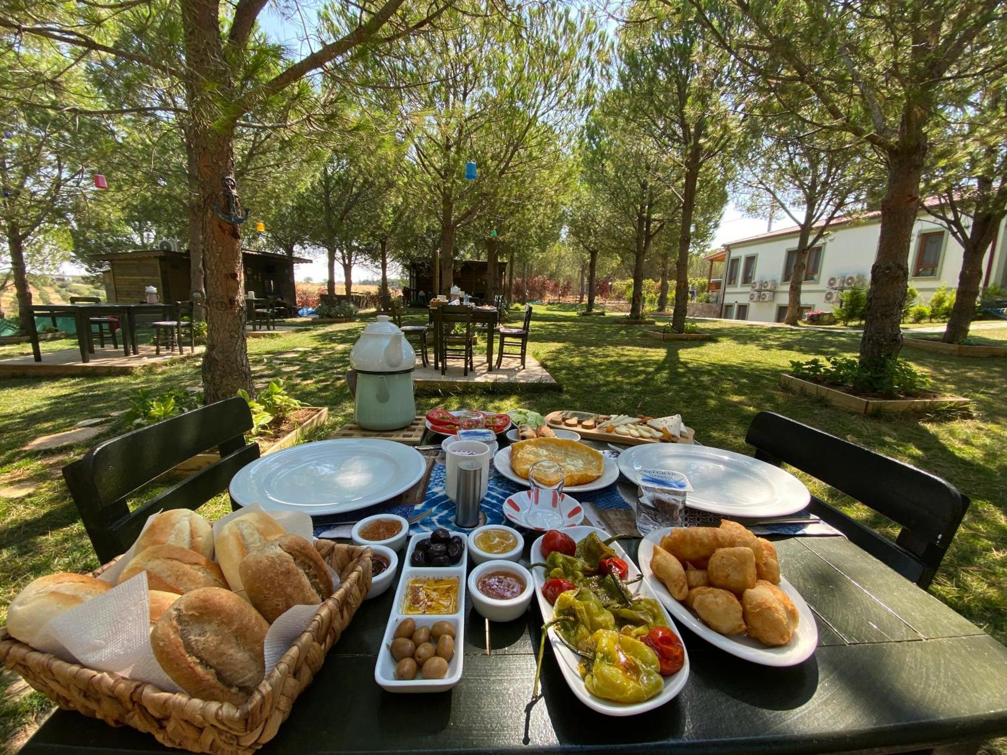 Elyada Otel Ve Bag Evi 8 Yas Ustu Bozcaada Exterior foto